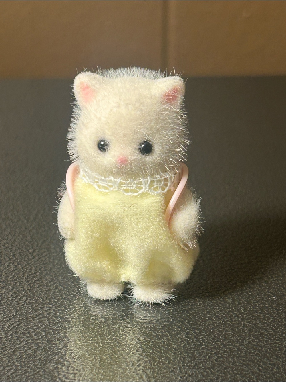 Sylvanian Families Baby Persian Cat Calico Critters Toy White Rare! HTF!